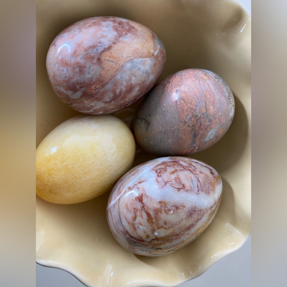 Vintage Marble Stone Eggs Sets Of 4,